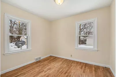 1199 Monroe Street, Benton Harbor, MI 49022 - Photo 19