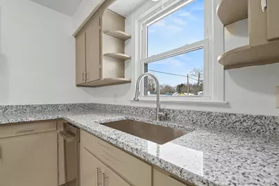 1199 Monroe Street, Benton Harbor, MI 49022 - Photo 11