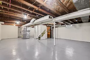 1199 Monroe St, Benton Harbor, MI 49022 - Photo 23