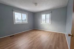 907 Registry Dr, Grand Ledge, MI 48837 - Photo 15