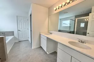 6173 S Trailwoods Dr, Ann Arbor, MI 48103 - Photo 27