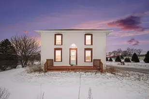 10091 Concord Rd, Jonesville, MI 49250 - Photo 1