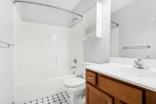 160 Laguna Cir, Kalamazoo, MI 49009 - Photo 19