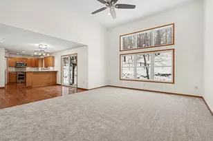 160 Laguna Cir, Kalamazoo, MI 49009 - Photo 9