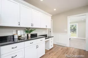 5600 Wing Ave SE, Grand Rapids, MI 49512 - Photo 15