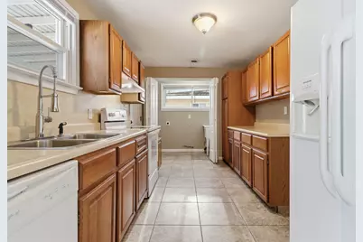 13747 Humphrey Street, Southgate, MI 48195 - Photo 15