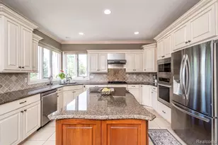 57629 Stonebriar Dr, Washington, MI 48094 - Photo 11