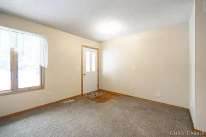215 Parkside Drive, Zeeland, MI 49464 - Photo 5