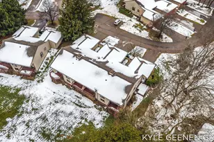 631 Spring Ln, Holland, MI 49423 - Photo 37