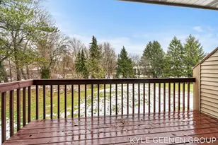 631 Spring Ln, Holland, MI 49423 - Photo 9