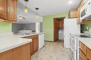 95 Oakwood Dr, Coldwater, MI 49036 - Photo 9