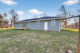 325 E Battle Creek St, Galesburg, MI 49053 - Photo 39