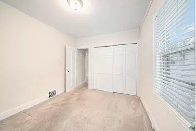 1110 E North Street, Jackson, MI 49202 - Photo 9