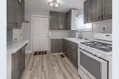 1910 N Rose Street, Kalamazoo, MI 49007 - Photo 5