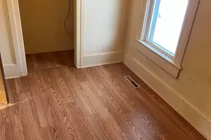 153 Mantle Ave, Jackson, MI 49202 - Photo 3