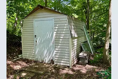 8771 Chain O Lakes Drive, Delton, MI 49046 - Photo 33