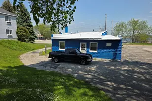 214 Arthur St, Manistee, MI 49660 - Photo 3