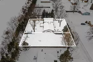 8203 Verlynda Dr, Watervliet, MI 49098 - Photo 27