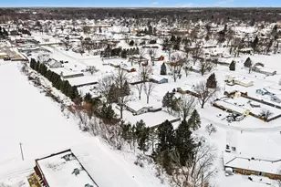 8203 Verlynda Dr, Watervliet, MI 49098 - Photo 31