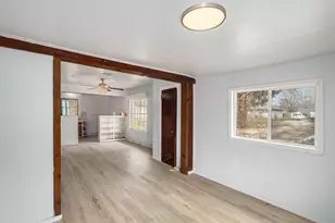 1941 Walcott St, Saginaw, MI 48601 - Photo 7