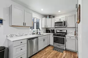 126 S Brooks Rd, Muskegon, MI 49442 - Photo 9