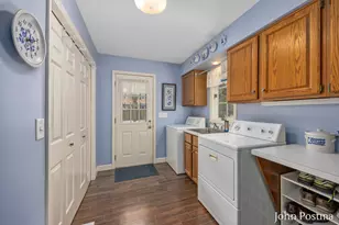 2401 Okemos Dr SE, Grand Rapids, MI 49506 - Photo 17