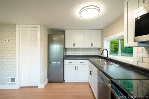 18565 32nd St, Gobles, MI 49055 - Photo 21