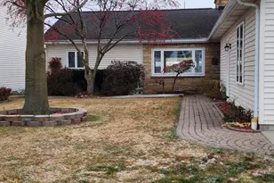 304 N Market St, Marine City, MI 48039 - Photo 3