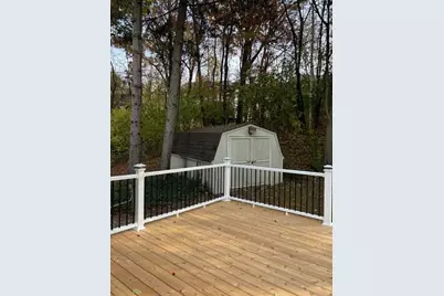 1331 Brighton Lake Road, Brighton, MI 48116 - Photo 5