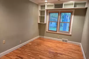 1127 Orchard Ave, Saint Joseph, MI 49085 - Photo 7