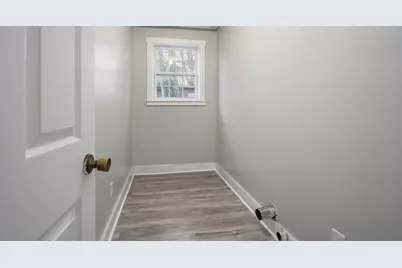 596 Superior Street, Benton Harbor, MI 49022 - Photo 9