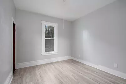 596 Superior Street, Benton Harbor, MI 49022 - Photo 7