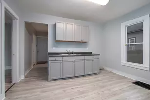 596 Superior St, Benton Harbor, MI 49022 - Photo 3