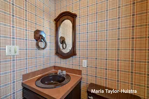 15881 Groesbeck St, Grand Haven, MI 49417 - Photo 5