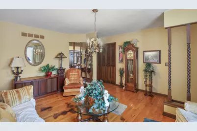 38612 Wingate Drive, Clinton, MI 48038 - Photo 7