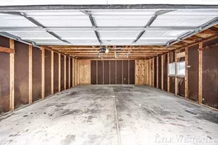 301 Donna Dr SE, Lowell, MI 49331 - Photo 29