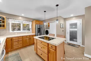 1020 Brookway Ct, Norton Shores, MI 49441 - Photo 15