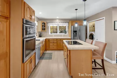 1020 Brookway Court, Norton Shores, MI 49441 - Photo 13