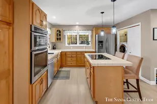 1020 Brookway Ct, Norton Shores, MI 49441 - Photo 13