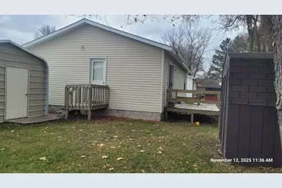 407 E Lincoln Avenue, Reed City, MI 49677 - Photo 3
