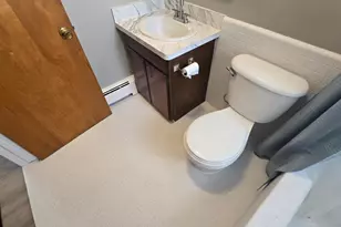 46169 Jefferson Ave, Chesterfield, MI 48047 - Photo 9