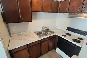 46169 Jefferson Ave, Chesterfield, MI 48047 - Photo 5