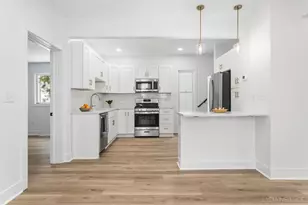 156 W 19th St, Holland, MI 49423 - Photo 9