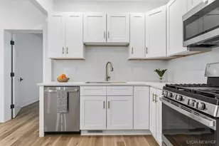 156 W 19th St, Holland, MI 49423 - Photo 17