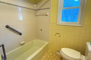 2415 Parchmount Ave, Kalamazoo, MI 49004 - Photo 13