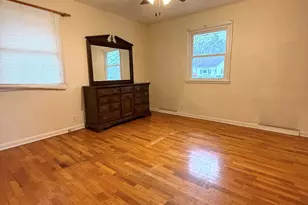 2415 Parchmount Ave, Kalamazoo, MI 49004 - Photo 11