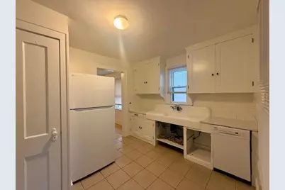 335 Ardmore Drive, Ferndale, MI 48220 - Photo 5