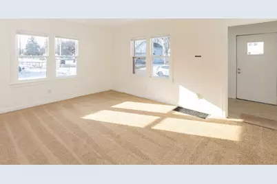 1061 Agard Avenue, Benton Harbor, MI 49022 - Photo 7