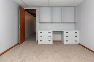 6804 Bluegrass St, Portage, MI 49024 - Photo 33