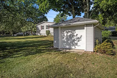 408 Washington Street, Albion, MI 49224 - Photo 35